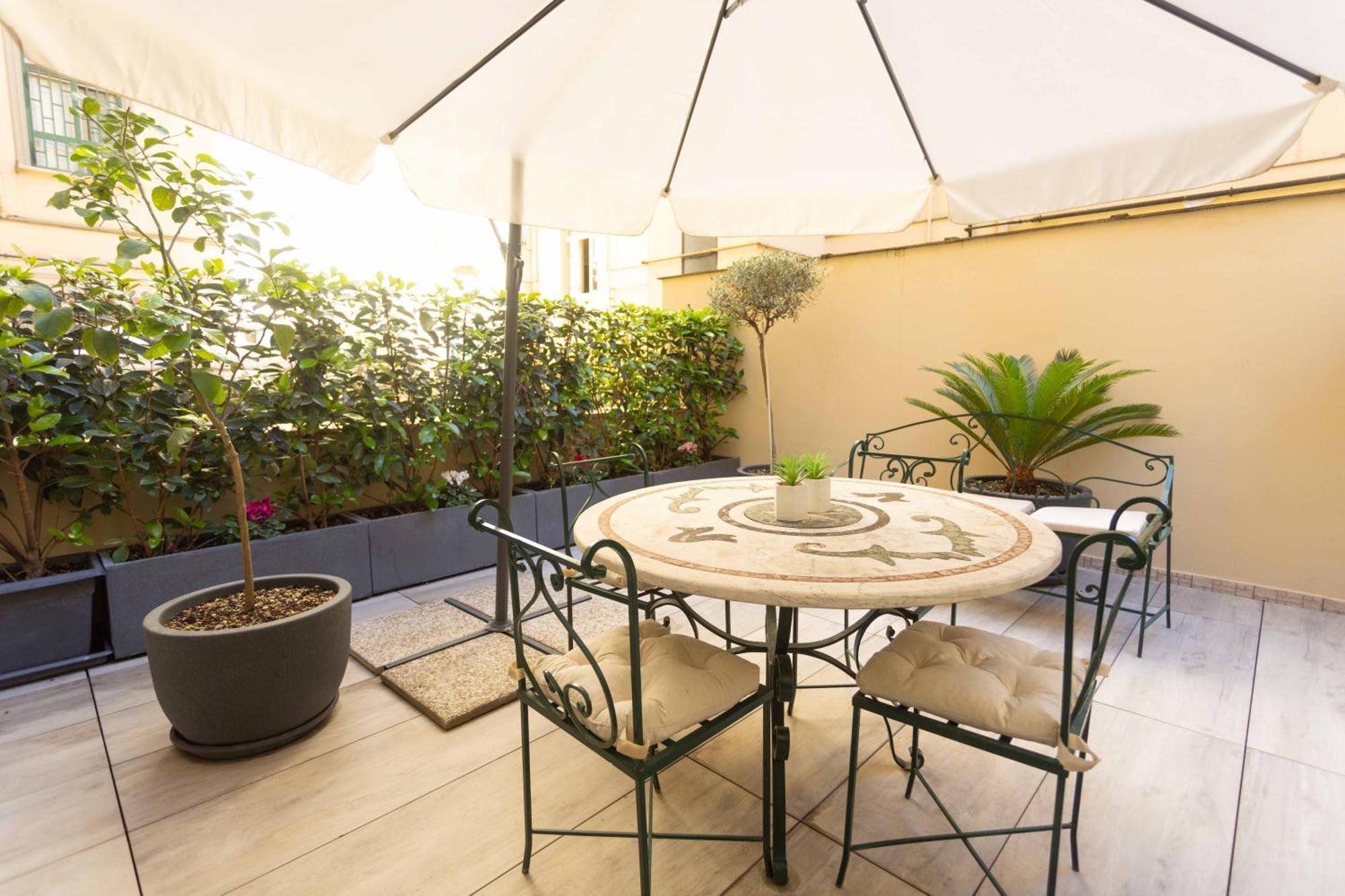 Domus Deorum Bed & Breakfast *