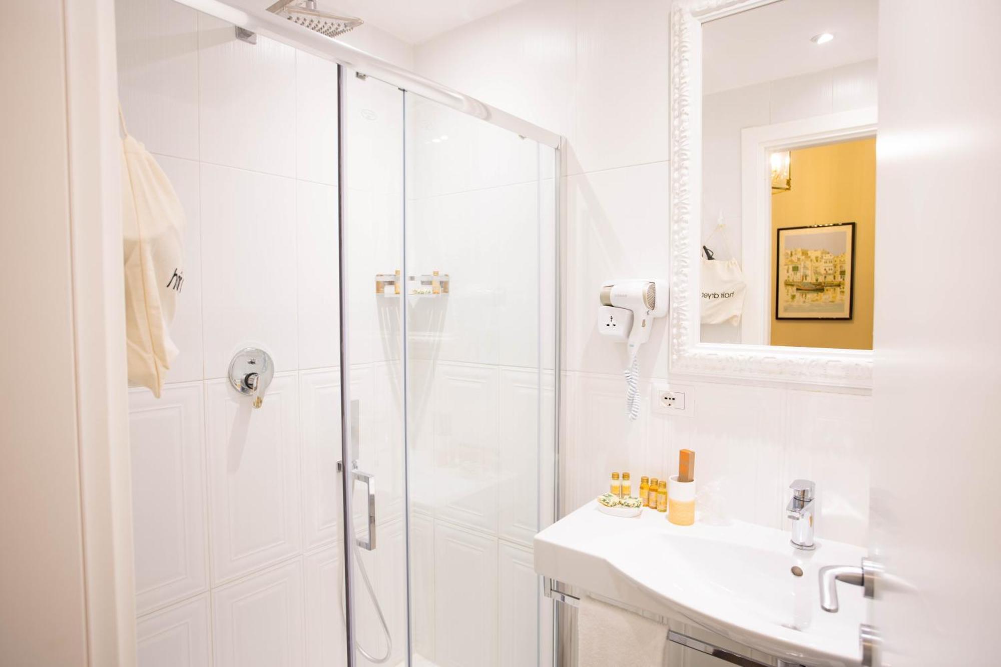 Domus Deorum Bed & Breakfast Naples